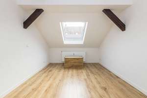 Stilvolles Wohnen auf ca. 50m² – 2-Zimmer-Dachgeschosswohnung in Leipzig – Die vollständige Adresse der Immobilie erhältst du vom Anbieter., 4299 Stötteritz, Leipzig – Vorschaubild 5