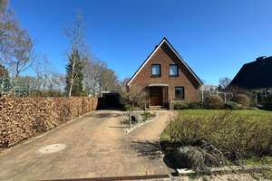Großzügiges Einfamilienhaus mit schönem Garten, Vollkeller und Garage in Lübeck-St. Jürgen (Nähe Uni – Die vollständige Adresse der Immobilie erhältst du vom Anbieter., 23562 Sankt Jürgen, Lübeck – Vorschaubild 3