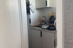 Stylish furnished 1-bedroom apartment in a high rise building with elevator located at a convenient  – Paul Gossen Straße 119, 91052 Rathenau, Erlangen – Vorschaubild 4