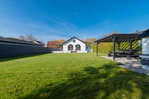 Property thumbnail 25