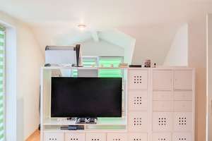 HOMESK - Bezugsfreie 2-Zimmer-Dachgeschosswohnung in Hermsdorf – Berliner Straße 88 A, 13467 Hermsdorf, Berlin – Vorschaubild 2