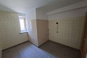 Wohn-/Geschäftshaus mit 2 Wohneinheiten, ehem. Bäckereifachgeschäft und Gewerbe-/Nutzflächen – Tassilostraße 7, 85126 Münchsmünster – Vorschaubild 14