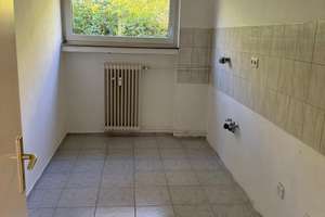 Frisch renovierte 3-Zimmer--Wohnung mit Balkon in Wuppertal Barmen – Hünefeld 103, 42285 Barmen, Wuppertal – Vorschaubild 4