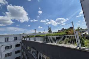GANZ OBEN ! 1 RAUM-WOHNUNG,  MÖBLIERT, DACHGARTEN! (TG) – August-Bebel-Straße 17B, 1219 Strehlen, Dresden – Vorschaubild 22