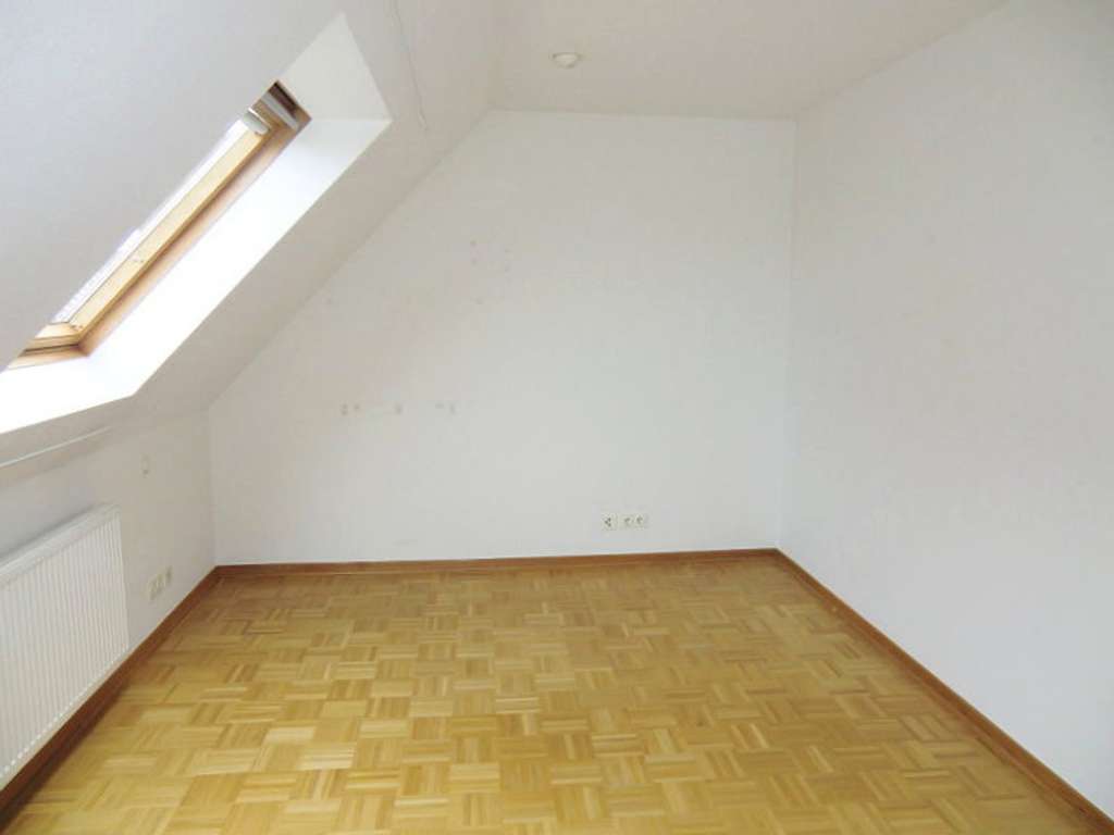 Immobilie in Enger - Wohnen mit Fernsicht - Schöne Maisonettewohnung mit EBK! - Bild 4