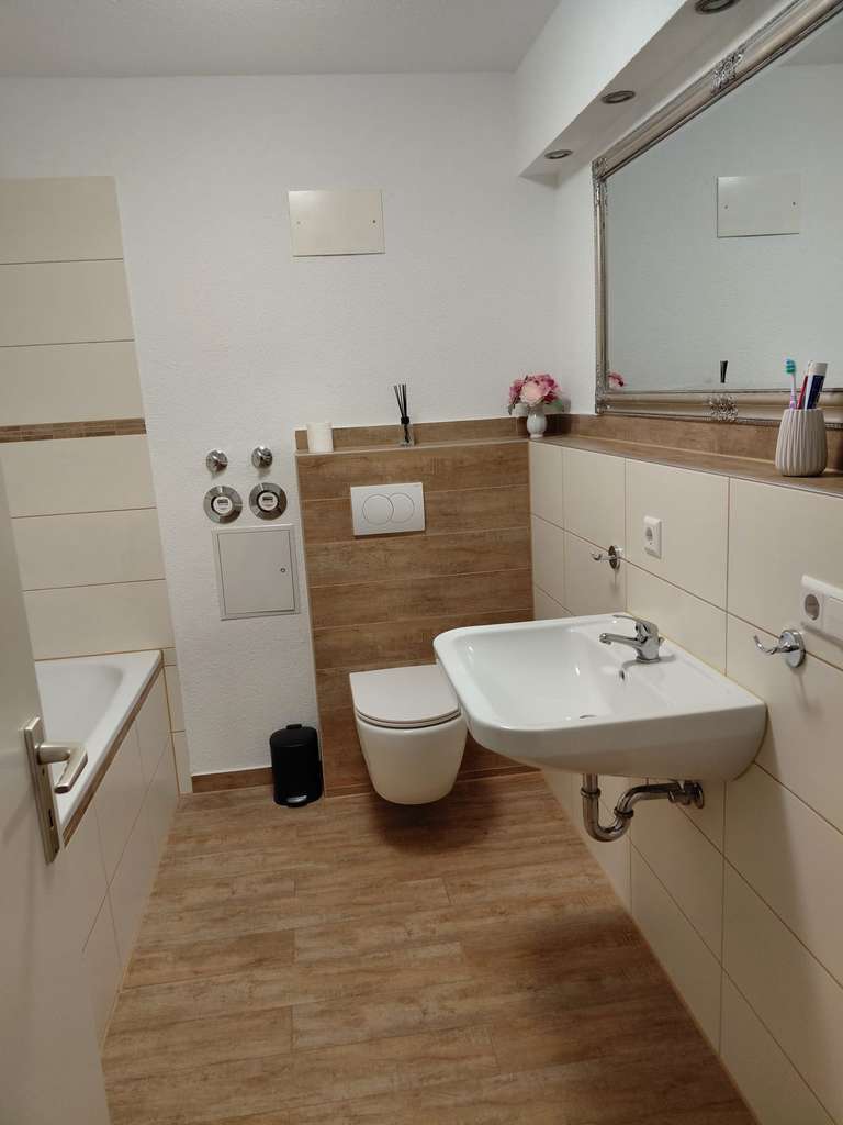 Immobilie in Hügelsheim - Helle 3-Zimmer Wohnung im 3. OG mit Balkon in Hügelsheim - Bild 1