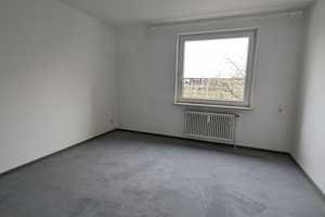 Tolle Lage, Loggia, Aufzug und Einstellplatz – Braunschweig – Vorschaubild 3