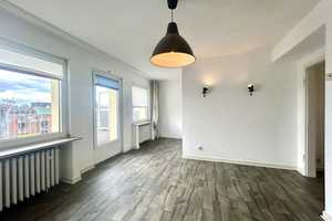 Traumhafte Dachgeschosswohnung mit zwei Terrassen! – Brunnenstraße 6, 40223 Düsseldorf – Vorschaubild 7