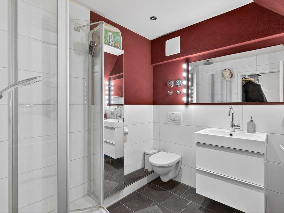 DG Wohnung - Luisenstraße 18,