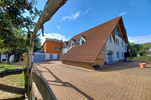 Raus auf‘s Land, rein in den Pool ! Seenähe / Golfplatz / Kinder / Spielplatz – Die vollständige Adresse der Immobilie erhältst du vom Anbieter., 34454 Bad Arolsen – Vorschaubild 2