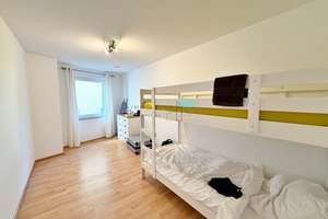 Familienparadies! Neuwertige 4,5 Zimmerwohnung mit Garten in Seenähe von Böblingen – Die vollständige Adresse der Immobilie erhältst du vom Anbieter., 71032 Böblingen – Vorschaubild 13