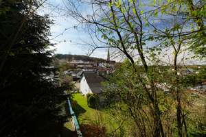Schönes Wohnhaus in ruhiger Siedlungslage und großem Grundstück - 781 – Die vollständige Adresse der Immobilie erhältst du vom Anbieter., 84367 Reut – Vorschaubild 8
