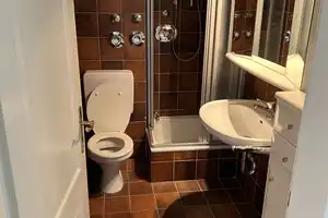 Property thumbnail 12