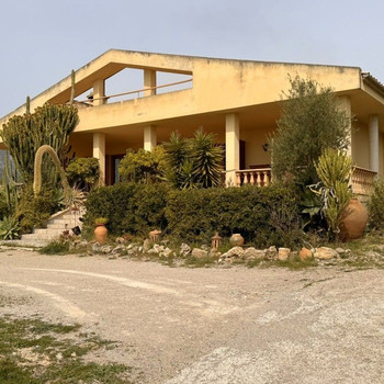 Rustikales Anwesen zum Verkauf in Lloseta, Mallorca.
