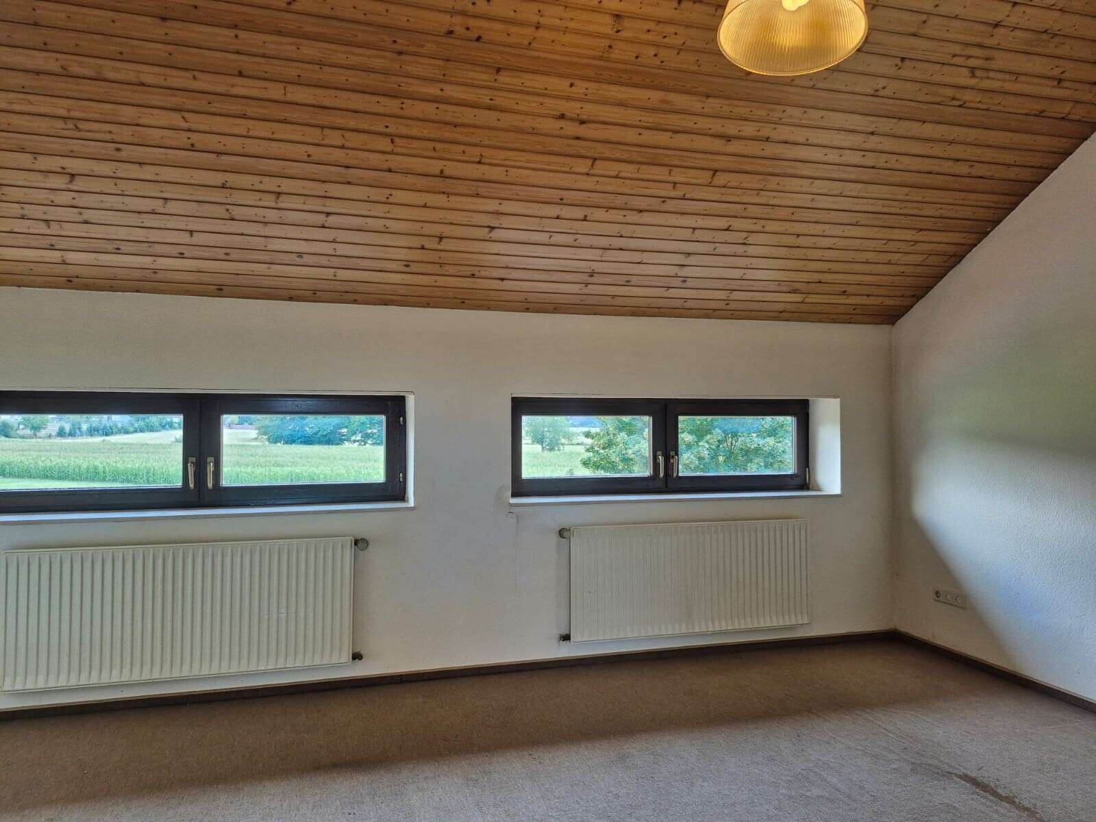 Immobilie in Bruchmühlbach-Miesau - Großzügiges Reihenmittelhaus in ruhiger Sackgasse im Grünen - Bild 8