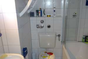 Helle freundliche Hochparterre-Wohnung mit drei Zimmern sowie Balkon und Einbauküche in Moosach. – Triebstraße 10, 80993 Alt-Moosach, München – Vorschaubild 14