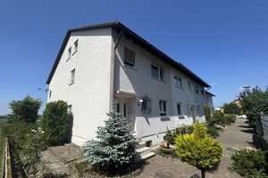 Traumhafte Feldrandlage! Schönes Reihenendhaus mit Garage, Balkon, Terrasse und Keller (vermietet) – Karlsruhe (Kreis) – Vorschaubild 2