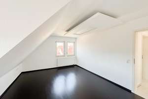 Helle und großzügige 3,5-Zimmer Maisonettewohnung mit EBK und Balkon! – 70327 Untertürkheim (Ortsteil), Stuttgart – Vorschaubild 5