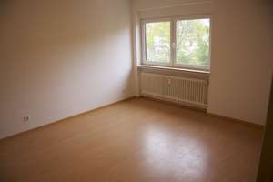 CYRIL HEYNE REAL ESTATE präsentiert: Modernes Mehrfamilienhaus mit 5 separaten Wohnungen – Die vollständige Adresse der Immobilie erhältst du vom Anbieter., 64289 Kranichstein, Darmstadt – Vorschaubild 17