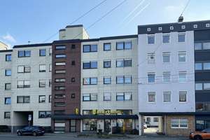 NAHE MÖGELDORFER PLÄRRER UND TIERGARTEN: 2-ZIMMER-ETW MIT SÜDLOGGIA, EBK UND 2 AUSSEN-STELLPLÄTZEN – Ostendstraße 212, 90482 Mögeldorf, Nürnberg – Vorschaubild 2