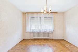 Großzügiges Reihenmittelhaus mit sonnigem Garten, IN-Nordost – Die vollständige Adresse der Immobilie erhältst du vom Anbieter., 85055 Nordost, Ingolstadt – Vorschaubild 9