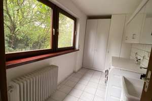 Wunderschönes Einfamilien Reihenhaus in TOP Lage! Mit großer Mehrfachgarage und drei Stellplätzen – Hohenneuffenstraße 10, 72622 Nürtingen – Vorschaubild 6
