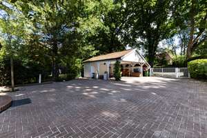 Stilvolles und repräsentatives Wohnen in Rissen: Modernes EFH mit Kamin, Wintergarten, Doppelcarport – Die vollständige Adresse der Immobilie erhältst du vom Anbieter., 22559 Rissen, Hamburg – Vorschaubild 15