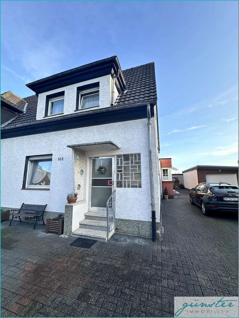 Immobilie in Unna - Unna-Massen-Nord: Haus als Eigentumswohnung mit Dachterrasse, Gemeinschaftsgarten und Stellplatz in  - Bild 0