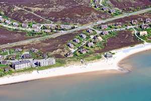 ZU FUSS AN DEN STRAND: Reetdachhaus zur Eigennutzung und Ferienvermietung – Die vollständige Adresse der Immobilie erhältst du vom Anbieter., 25992 List (Sylt) – Vorschaubild 1