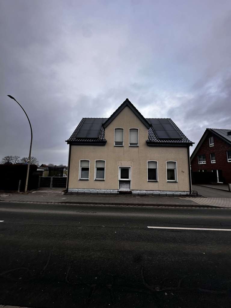 Immobilie in Warendorf - Großzügiges Einfamilienhaus im Grünen - Bild 0