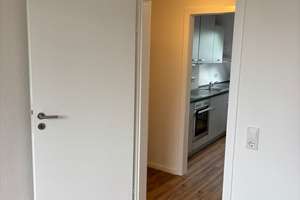 Kernsanierte Dachgeschosswohnung  in Alt-Heerdt - ruhig und 400m zum Rhein – Alt-Heerdt 26, 40549 Heerdt, Düsseldorf – Vorschaubild 11