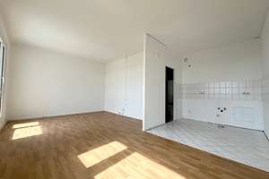 Top Aussichten: Familienwohnung mit Balkon in ruhiger Lage! – Hamelner Straße 16, 6126 Westliche Neustadt, Halle (Saale) – Vorschaubild 4