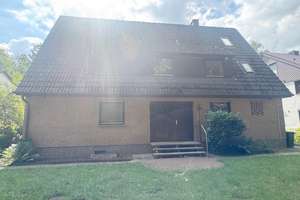 Großzügiges Zweifamilienhaus mit großem Grundstück, Garten und Garage an Knoops Park – 28717 Sankt Magnus, Bremen – Vorschaubild 2