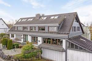 SCHADE IMMOBILIEN - Herrschaftliches Wohnen auf einem beeindruckenden Anwesen! In Schalksmühle. – Die vollständige Adresse der Immobilie erhältst du vom Anbieter., 58579 Schalksmühle – Vorschaubild 37