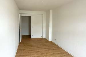 Süße Dachgeschosswohnung mit Wannenbad – 39108 Stadtfeld Ost, Magdeburg – Vorschaubild 12