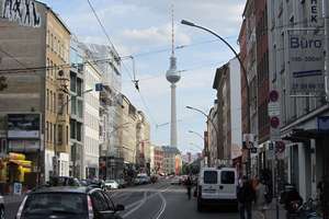 Topp-Lage Weinbergspark: 3 Zi.-Whg. m. 2 Terrassen, toll ausgestattet! – Veteranenstraße 20, 10119 Mitte (Ortsteil), Berlin – Vorschaubild 27