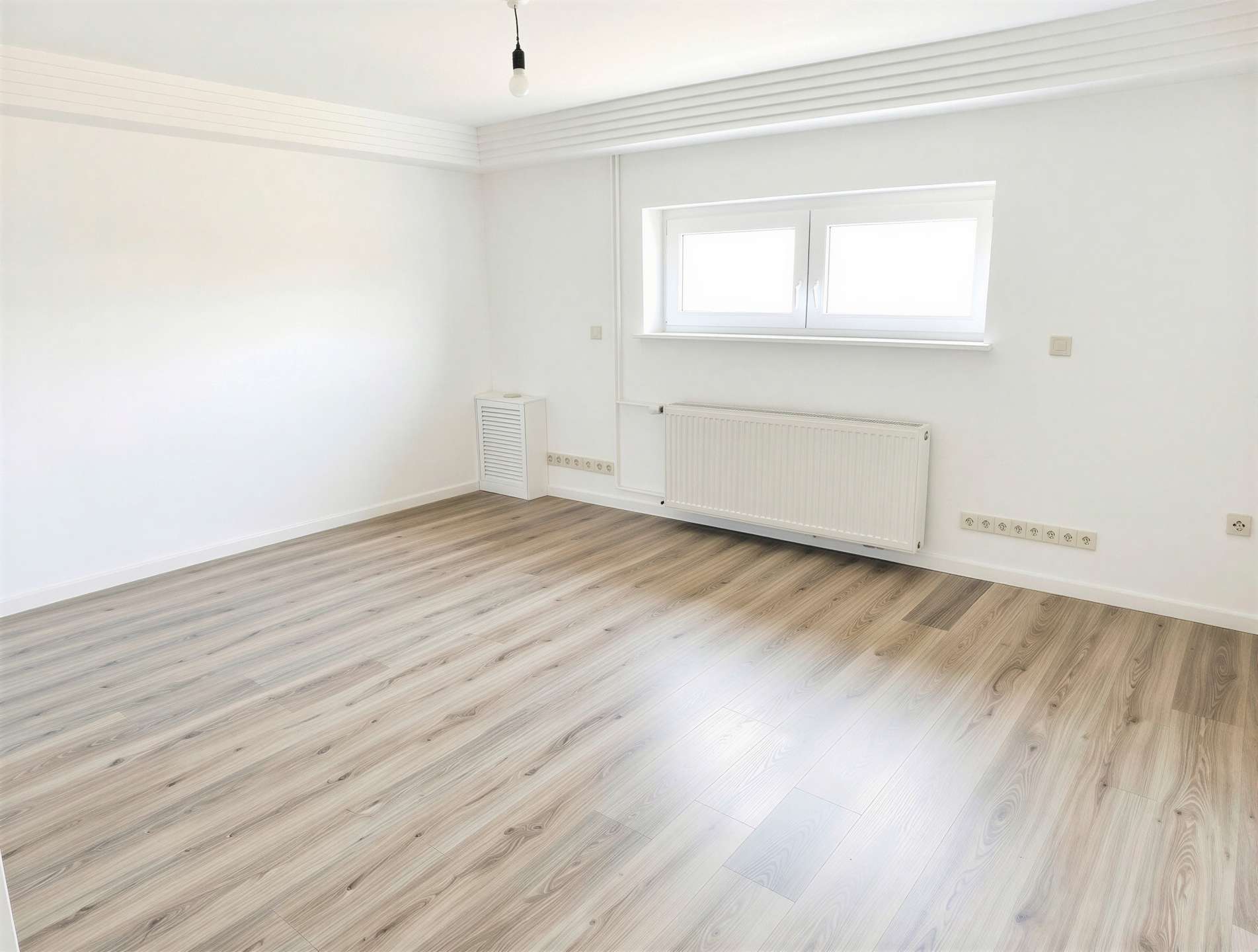 Immobilie in Paulinenaue - Geräumiges Einfamilienhaus mit Gartenanteil + Pool in Paulinenaue - Bild 6