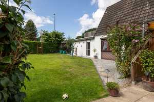 *** aus PFLEGENDER HAND in BELIEBTER LAGE mit viel RAUM und GARTEN *** – Oldenburg (Kreis) – Vorschaubild 31