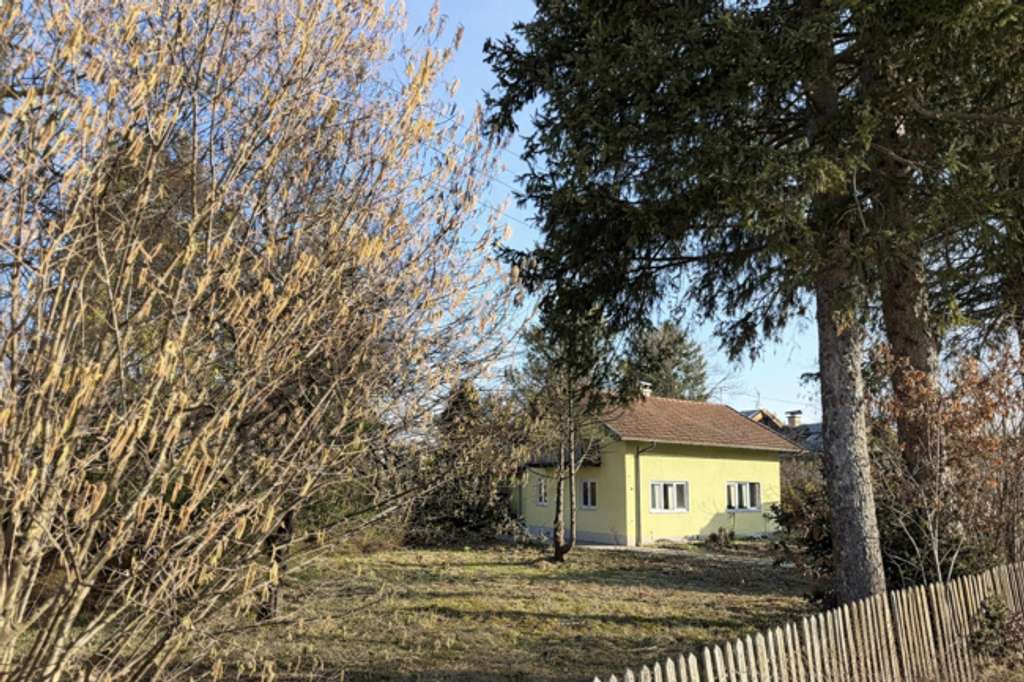 Immobilie in Ohlstadt - Ohlstadt: renovierungsbedürftiges Einfamilienhaus mit viel Potential und freiem Weitblick - Bild 3