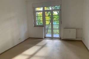Sonnige und helle 3 Zimmer Wohnung mit Balkon ins Grüne – Krugstr. 89, 90419 Sandberg, Nürnberg – Vorschaubild 3