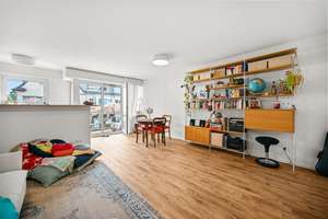 Schicke, neuwertige 2-Zimmer-Wohnung mit Balkon, Schreinerküche und TG-Stellplatz in Kessenich – Eduard-Otto-Straße 61, 53129 Kessenich, Bonn – Vorschaubild 3