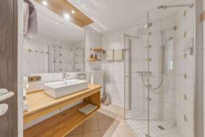 EXKLUSIVE HOCHZEITS- & EVENTLOCATION MIT PRIVATSEE, GÄSTEZIMMERN UND EINZIGARTIGEM NATURAMBIENTE! – Die vollständige Adresse der Immobilie erhältst du vom Anbieter., 74736 Hardheim – Vorschaubild 22