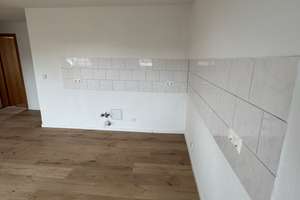 Helle frisch renovierte Dachgeschosswohnung – Wolfenbütteler 2, 39112 Sudenburg, Magdeburg – Vorschaubild 12