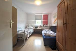   Charmantes Investment-Duo: Massives Zweifamilienhaus & Holzbohlenhaus EEK A+ – Die vollständige Adresse der Immobilie erhältst du vom Anbieter., 31191 Algermissen – Vorschaubild 7