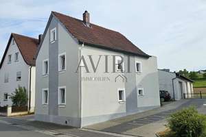 Freistehendes Einfamilienhaus nahe Bamberg mit viel Platz – Die vollständige Adresse der Immobilie erhältst du vom Anbieter., 96191 Viereth-Trunstadt – Vorschaubild 4