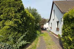 Grünes Familienidyll in Berlin-Marzahn – Ihr neues Zuhause mit Herz & Potenzial – Althansweg 3, 12685 Marzahn, Berlin – Vorschaubild 8