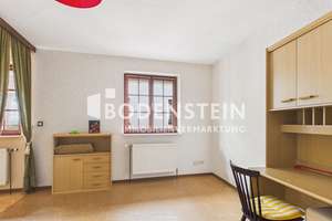 Viel Platz für das Familienleben – großzügiges Stadthaus mit 7 Zimmern ,Hof und schönem Ausblick – Die vollständige Adresse der Immobilie erhältst du vom Anbieter., 65375 Oestrich-Winkel – Vorschaubild 10