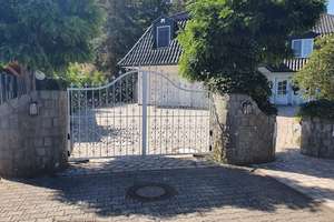 Einfamilienhaus mit Einliegerwohnung und Luxusausbau in Geesthacht – Die vollständige Adresse der Immobilie erhältst du vom Anbieter., 21502 Geesthacht – Vorschaubild 2