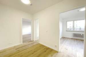 Neu renovierte 2 Zi.-Whg. direkt am Weißenseepark und U-Bahn mitten in Obergiesing – Die vollständige Adresse der Immobilie erhältst du vom Anbieter., 81539 Obergiesing, München – Vorschaubild 13