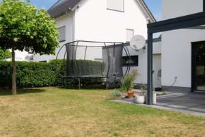 Ein Zuhause zum Ankommen, Aufwachsen und Wohlfühlen! – Die vollständige Adresse der Immobilie erhältst du vom Anbieter., 78244 Gottmadingen – Vorschaubild 8